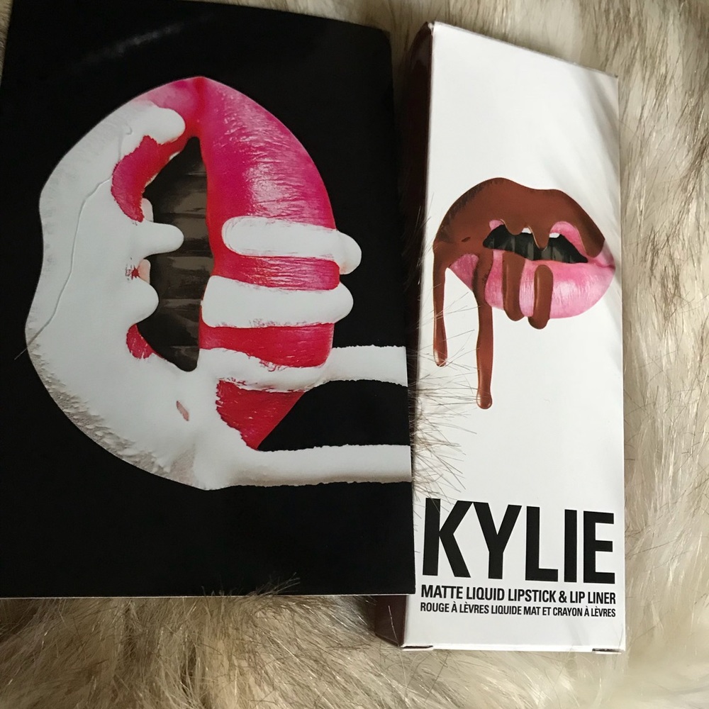 KYLIE LIQUID LIP “DOLCE K”